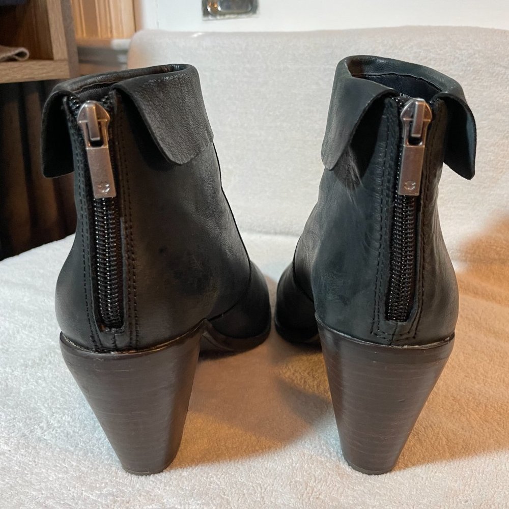 Black Leather Booties Lucky Brand LK-NYCOTT Size 7.5 - Picture 3 of 5